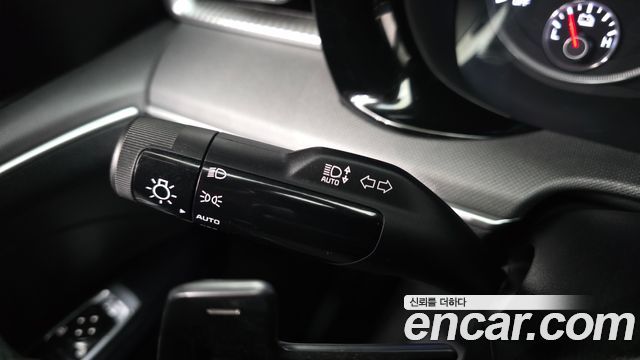 Kia K5 2022 — photo 29