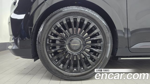 Kia Canival 2023 — photo 5
