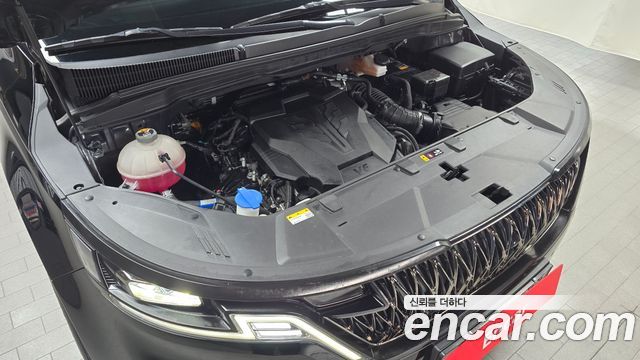 Kia Canival 2023 — photo 6
