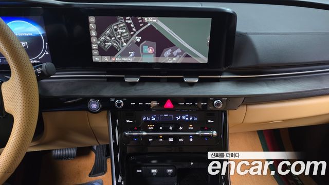Kia Canival 2023 — photo 19