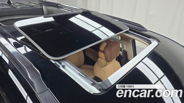 Kia Canival 2023 — photo 24