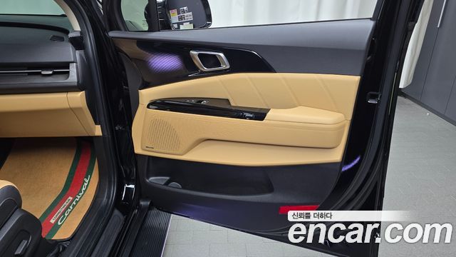Kia Canival 2023 — photo 15