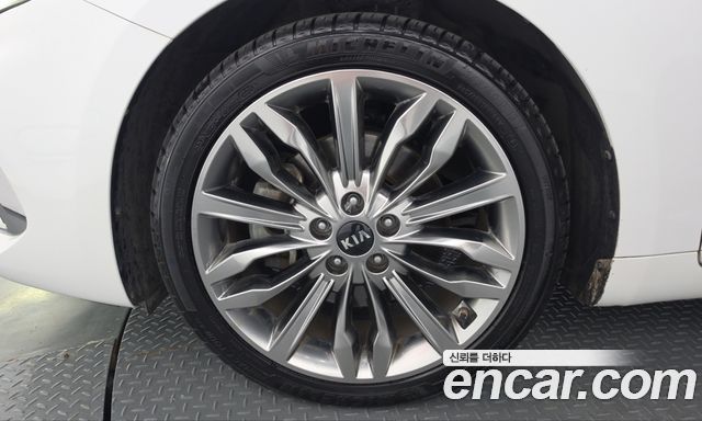 Kia K7 2020 — photo 5