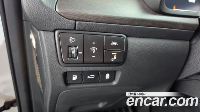 Kia K7 2020 — photo 28