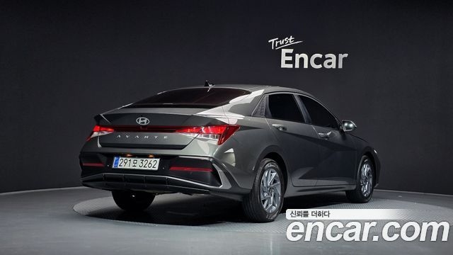 Hyundai AVANTE 2026 — photo 2