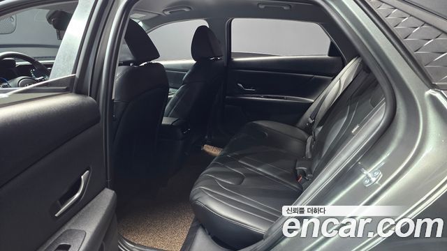 Hyundai AVANTE 2026 — photo 18