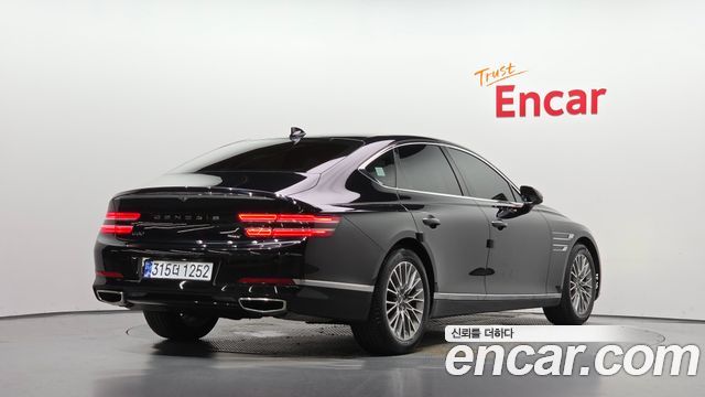 Genesis G80 2022 — photo 2