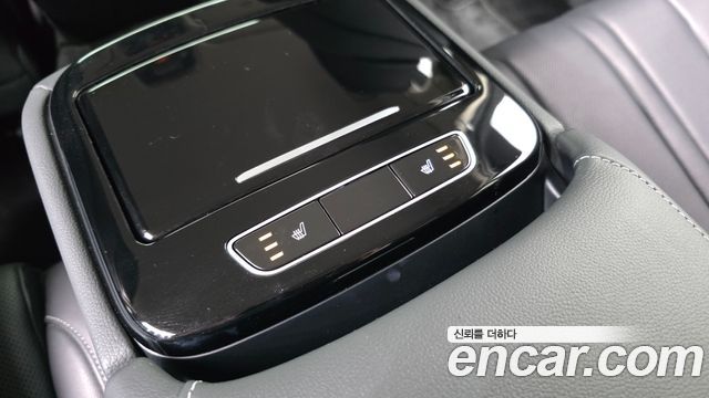 Genesis G80 2022 — photo 22