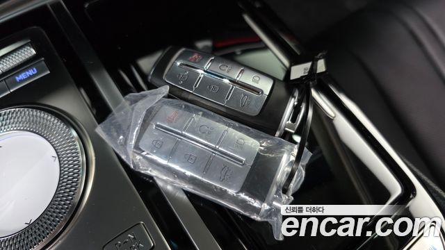 Genesis G80 2022 — photo 25