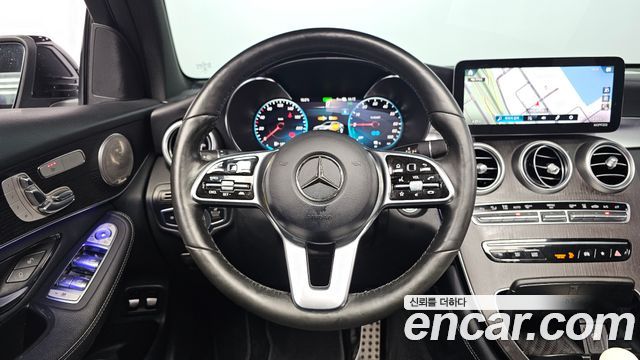 Mercedes-Benz GLC-Class 2021 — photo 18