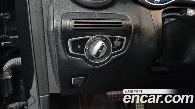 Mercedes-Benz GLC-Class 2021 — photo 25
