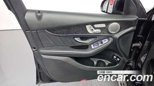 Mercedes-Benz GLC-Class 2021 — photo 14