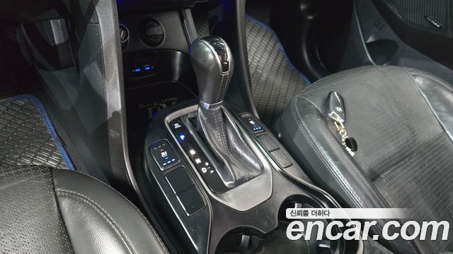 Hyundai Santafe 2015 — photo 12
