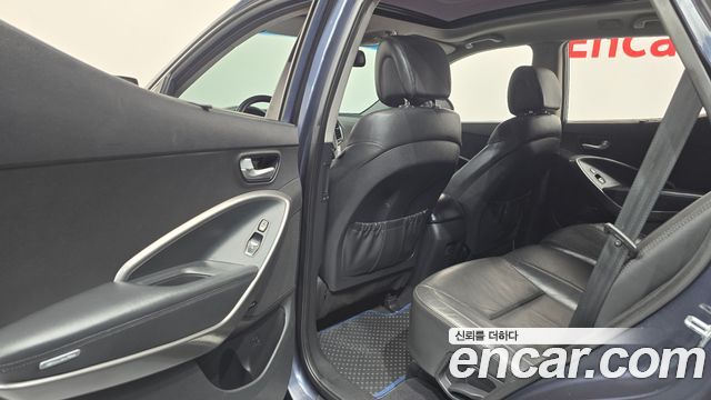 Hyundai Santafe 2015 — photo 32