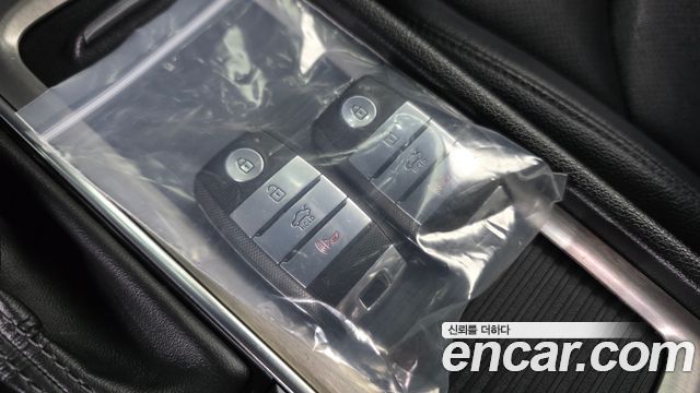 Kia K5 2017 — photo 23