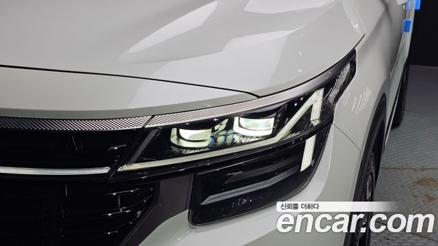 Kia Seltos 2025 — photo 8