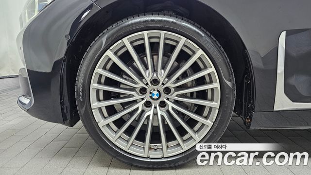 BMW 7-Series 2020 — photo 5