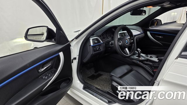 BMW 3-Series 2016 — photo 10