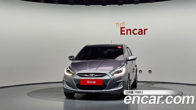 Hyundai Accent 2014 — photo 3