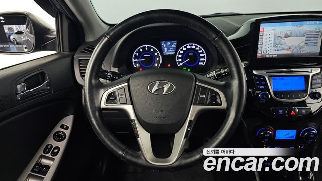 Hyundai Accent 2014 — photo 19