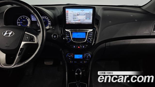 Hyundai Accent 2014 — photo 20
