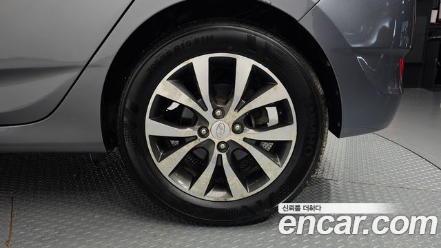 Hyundai Accent 2014 — photo 7