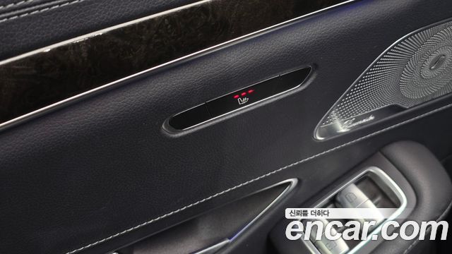Mercedes-Benz S-Class 2016 — photo 13