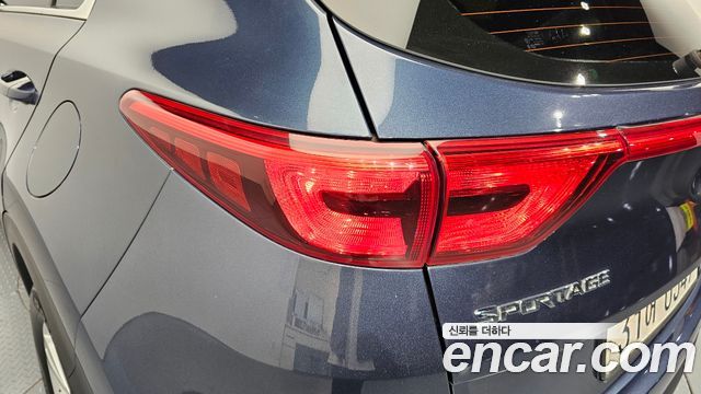 Kia Sportage 2017 — photo 9