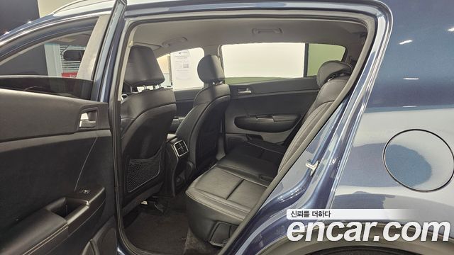Kia Sportage 2017 — photo 16