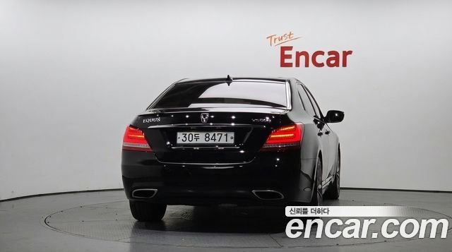 Hyundai Equus 2014 — photo 4