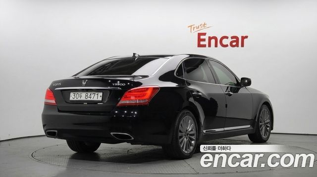 Hyundai Equus 2014 — photo 11