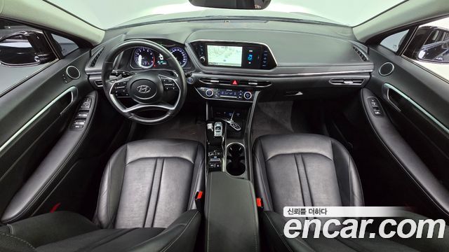 Hyundai Sonata 2022 — photo 10
