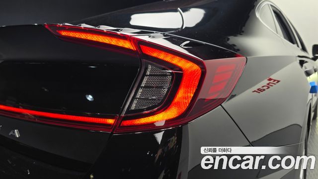 Hyundai Sonata 2022 — photo 9