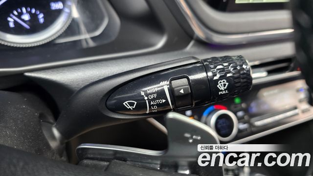 Hyundai Sonata 2022 — photo 27