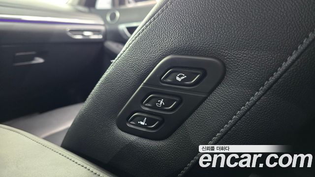 Hyundai Sonata 2022 — photo 28