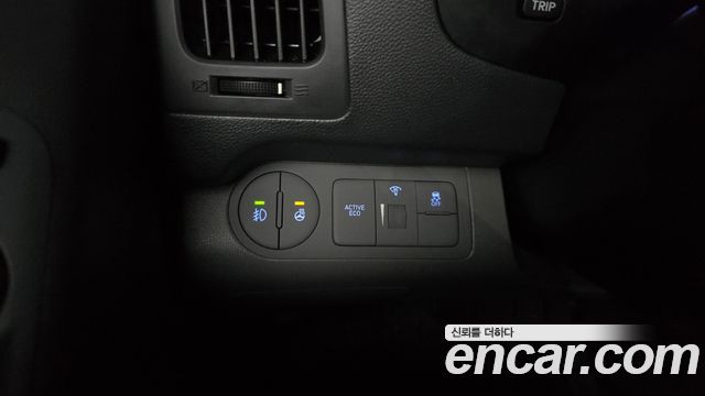 Hyundai Starex 2019 — photo 26