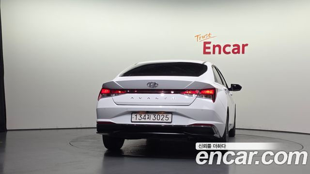 Hyundai AVANTE 2023 — photo 4