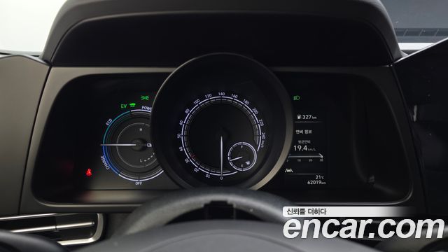 Hyundai AVANTE 2023 — photo 11