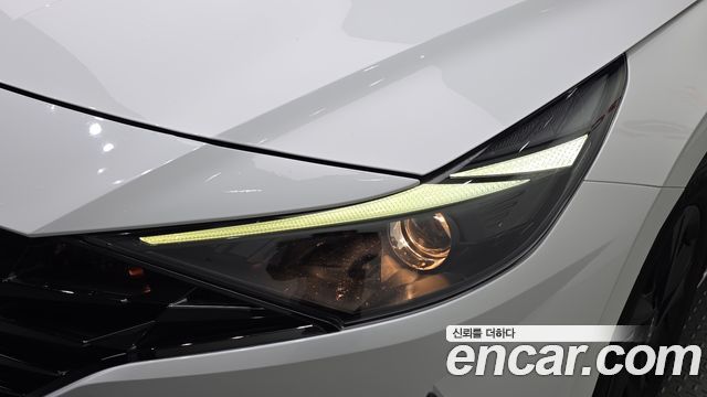 Hyundai AVANTE 2023 — photo 8