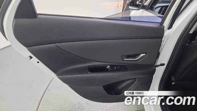 Hyundai AVANTE 2023 — photo 15