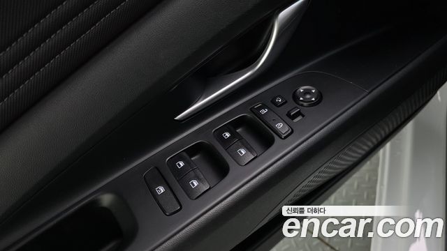 Hyundai AVANTE 2023 — photo 27