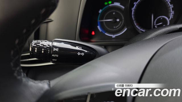 Hyundai AVANTE 2023 — photo 28