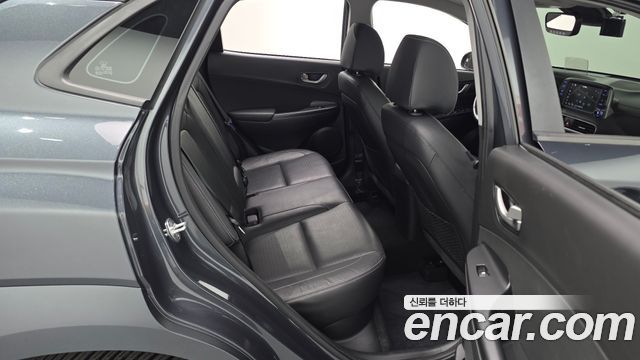 Hyundai Kona 2018 — photo 17