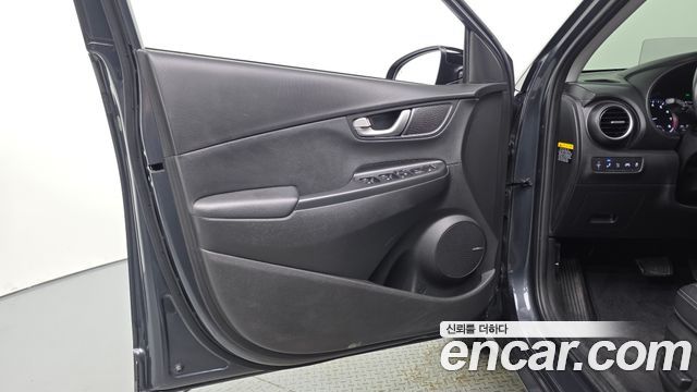 Hyundai Kona 2018 — photo 14