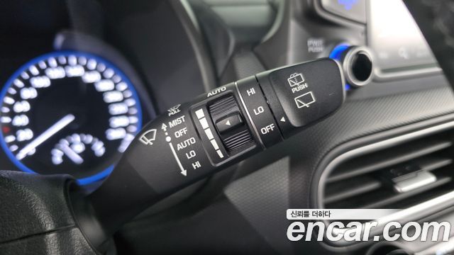 Hyundai Kona 2018 — photo 28