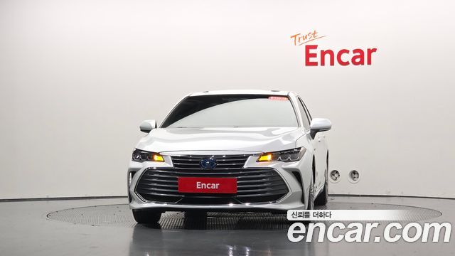 Toyota Avalon 2019 — photo 3