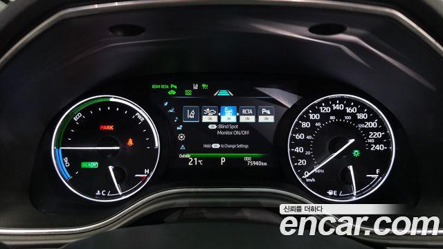 Toyota Avalon 2019 — photo 11