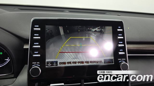 Toyota Avalon 2019 — photo 21
