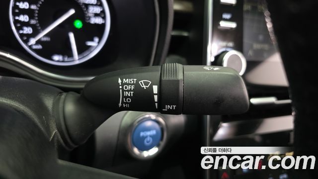 Toyota Avalon 2019 — photo 28