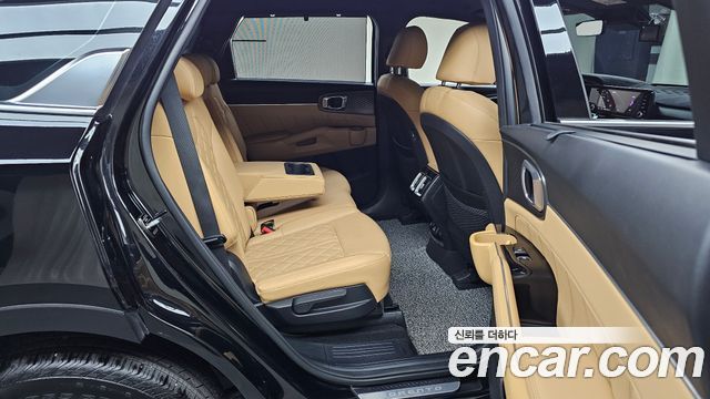 Kia Sorento 2023 — photo 18
